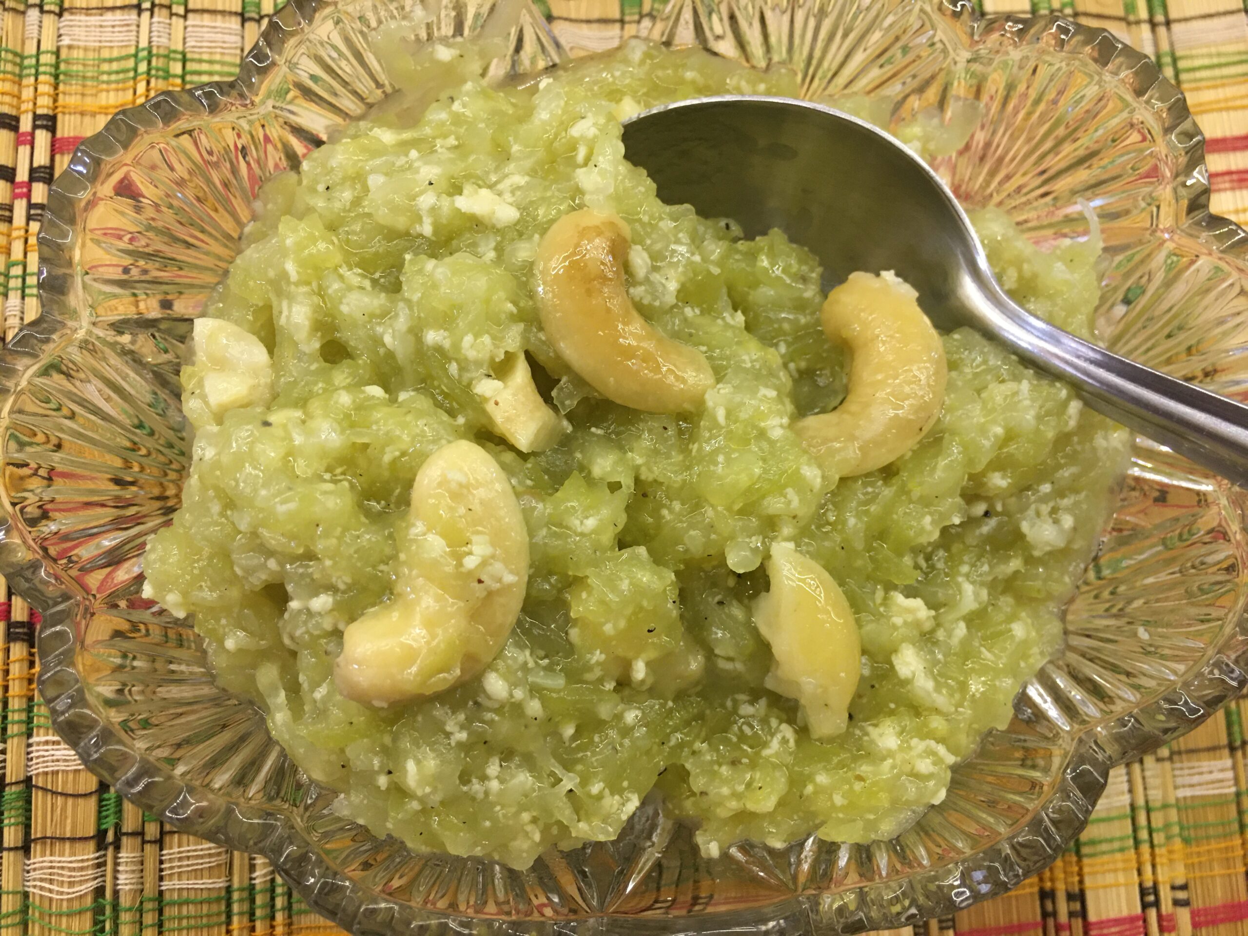 Dudhi halwa served in a bowl