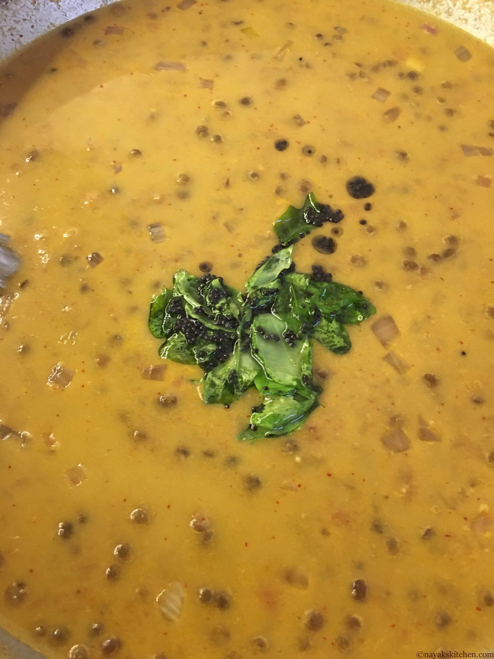 Adding tempering to masoor tonak