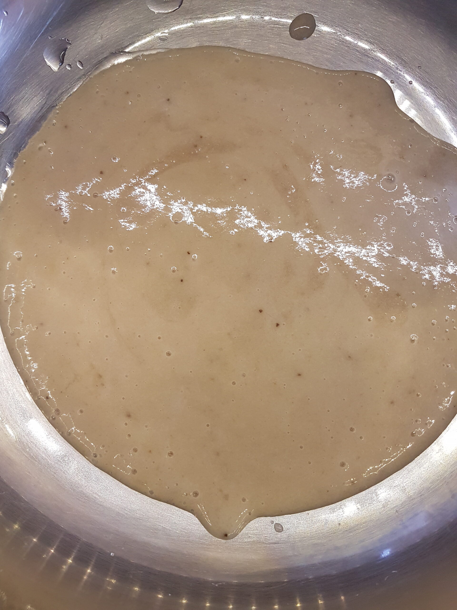 Pureed bananas in a vessel