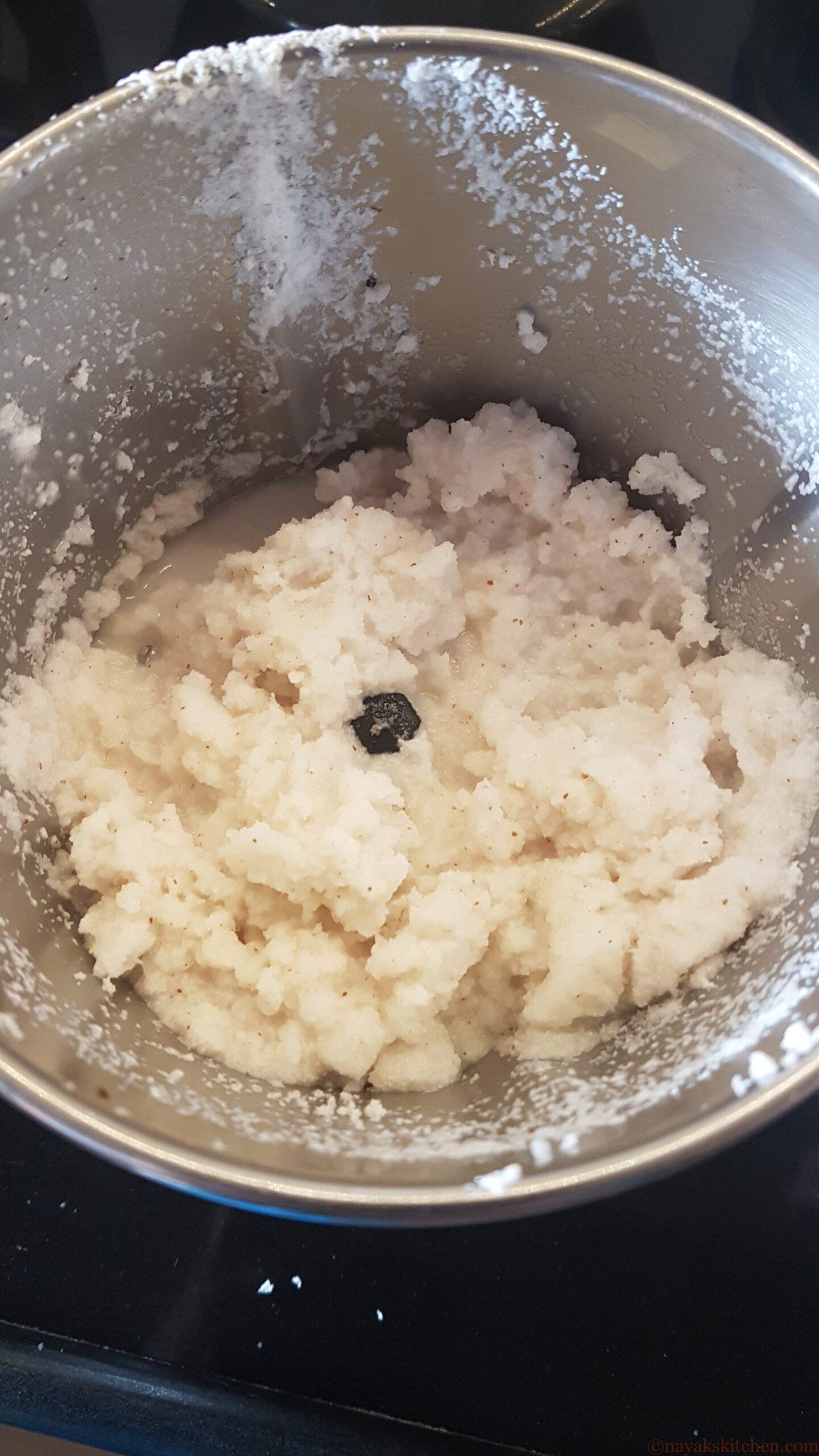 Extracting thin coconut milk