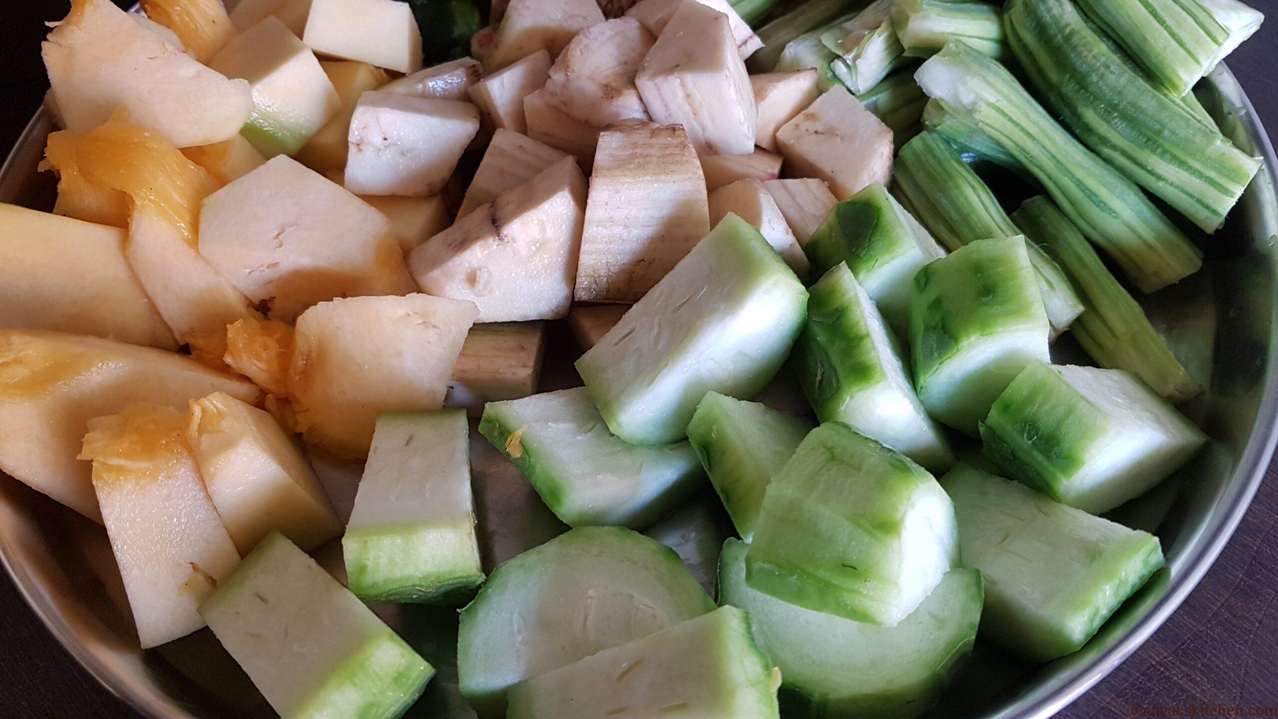 Chopped vegetables for Khatkhate