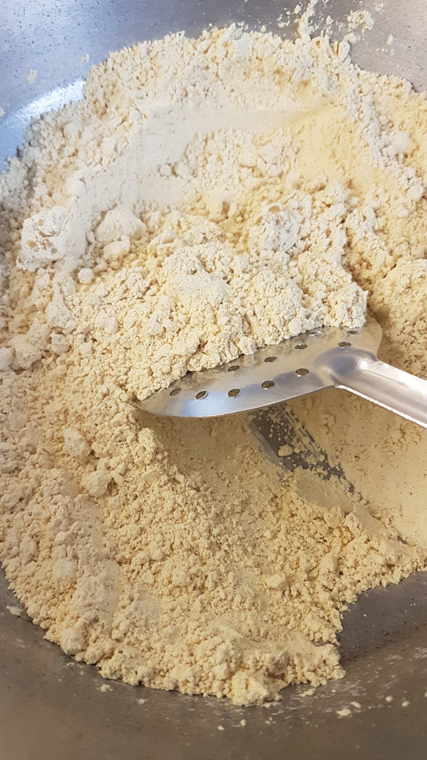 Slow roasting besan flour