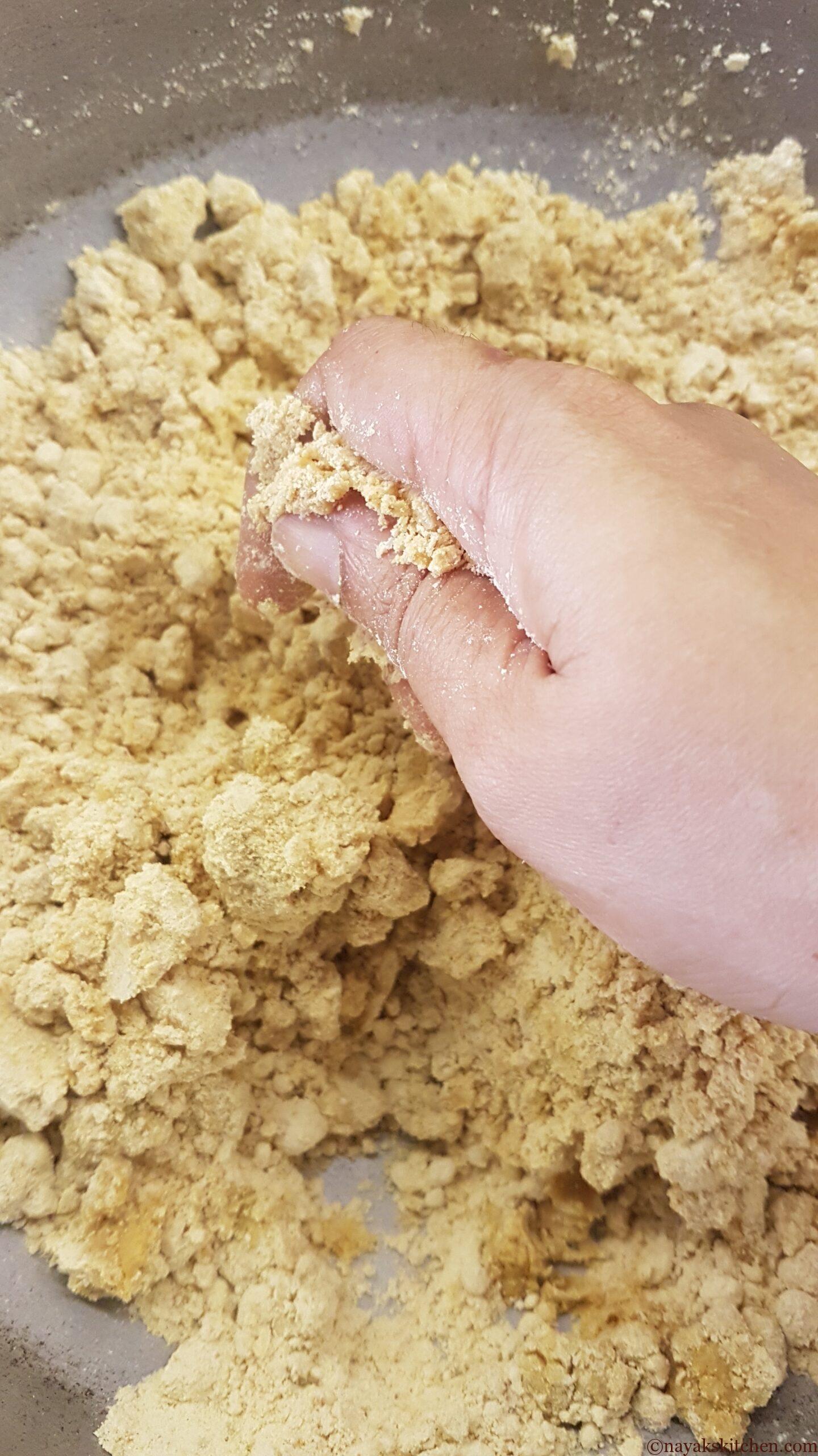 Mixing all ingredients well