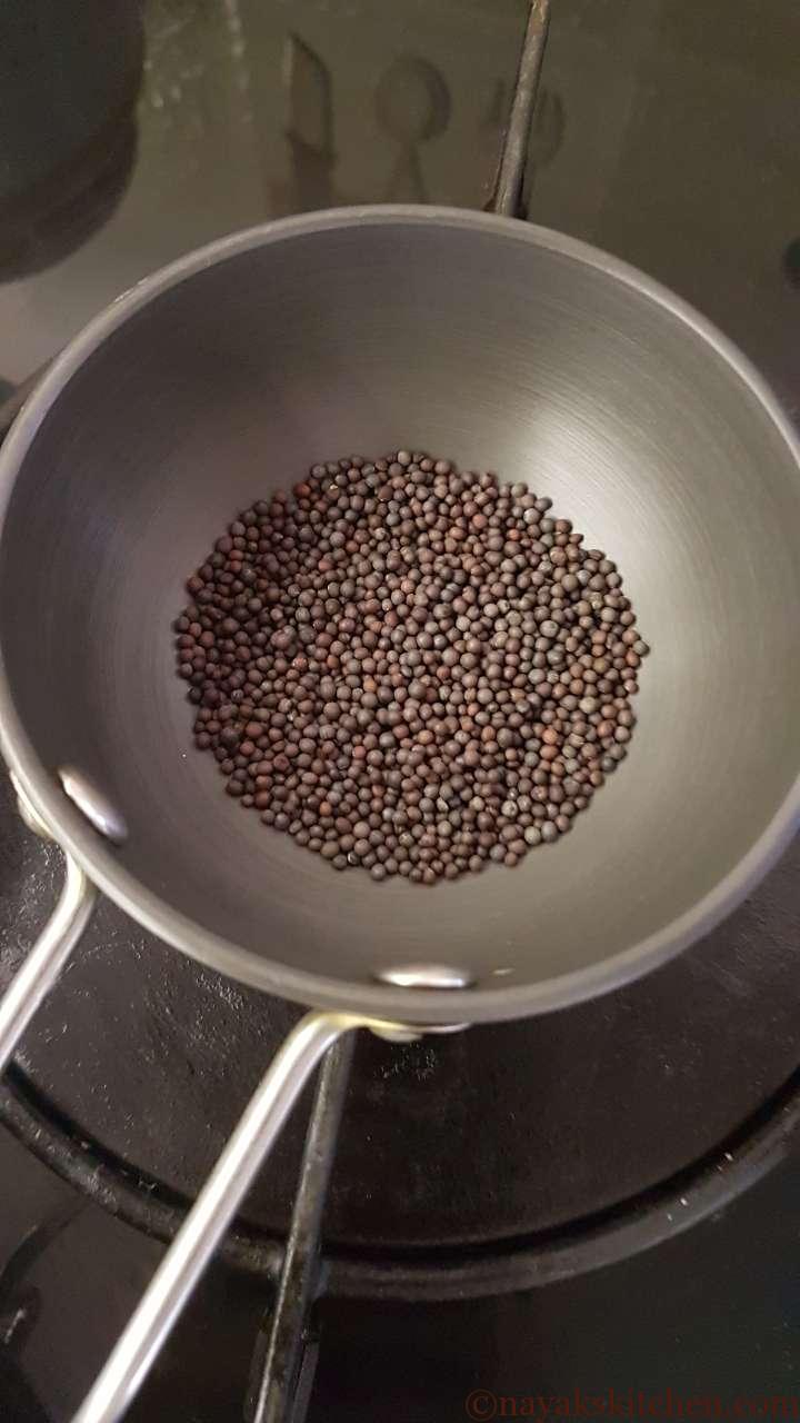 Dry roasting mustard seeds