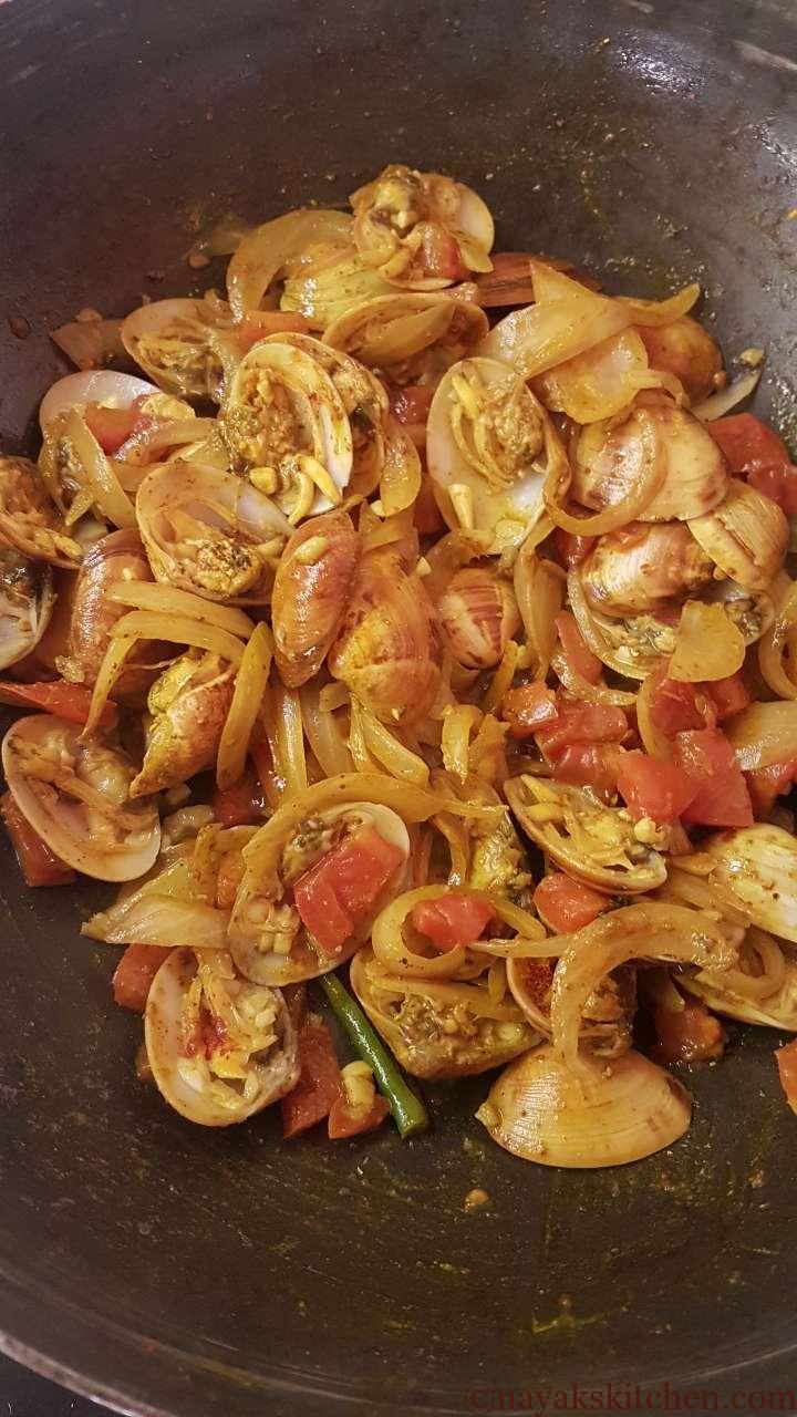 Mixing tisre sukka well