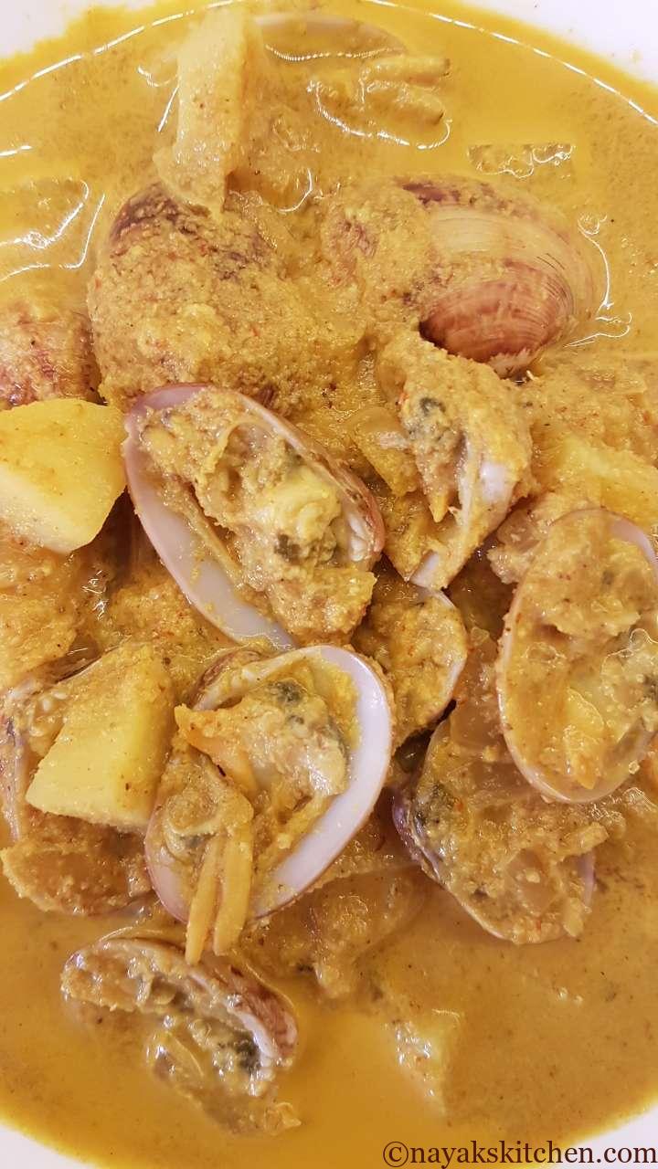 Clam curry