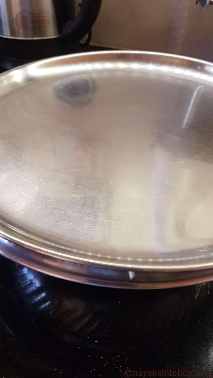 Keeping marinated pieces aside for half an hour