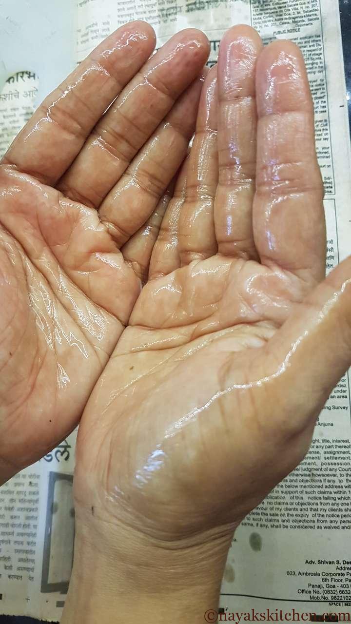 Oiling the hands