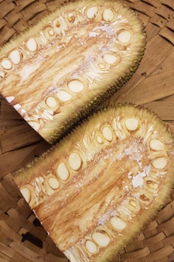 How to cut a raw jackfruit