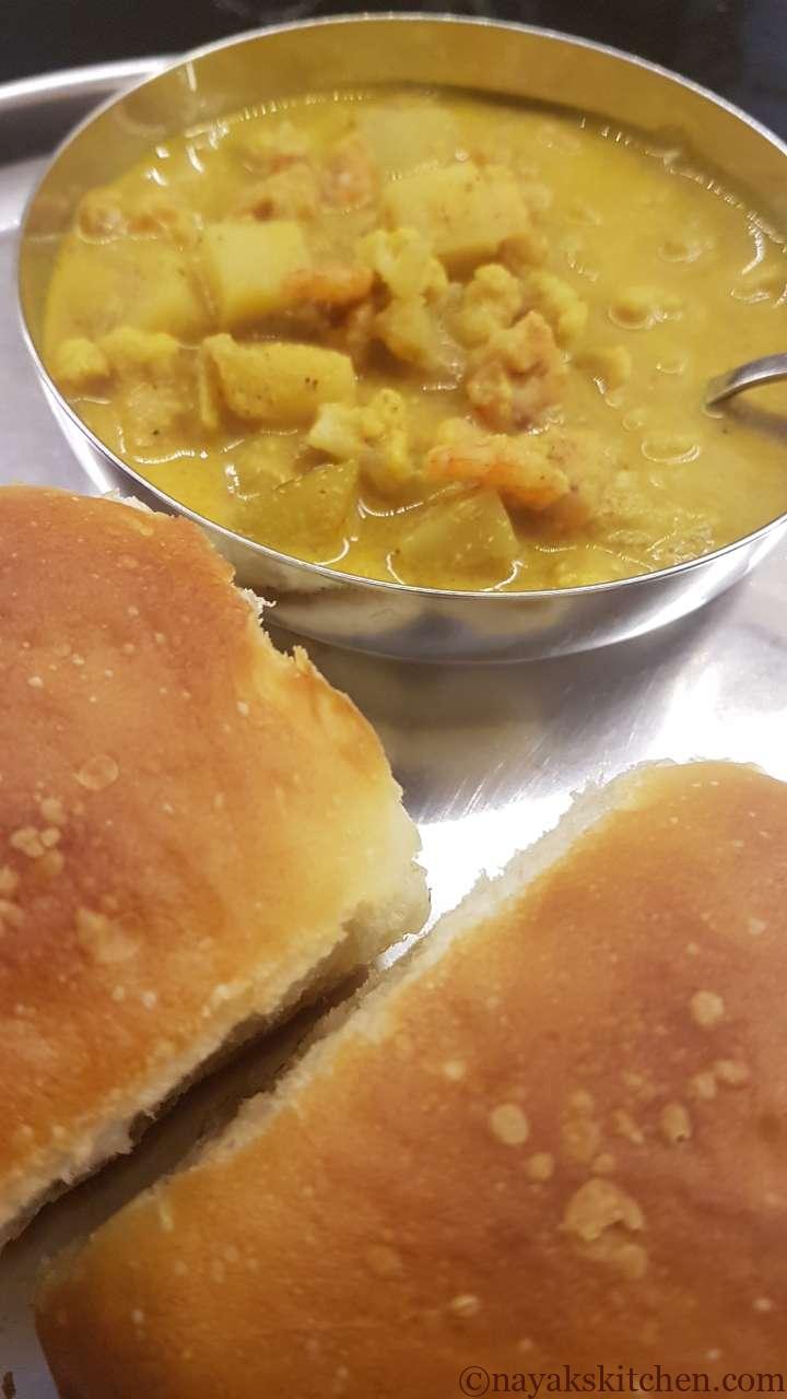 Sungta Bhaji-Pav (prawn potato curry)