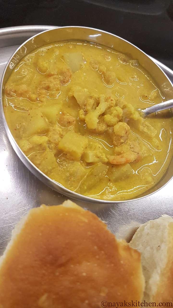 Goan style prawn curry