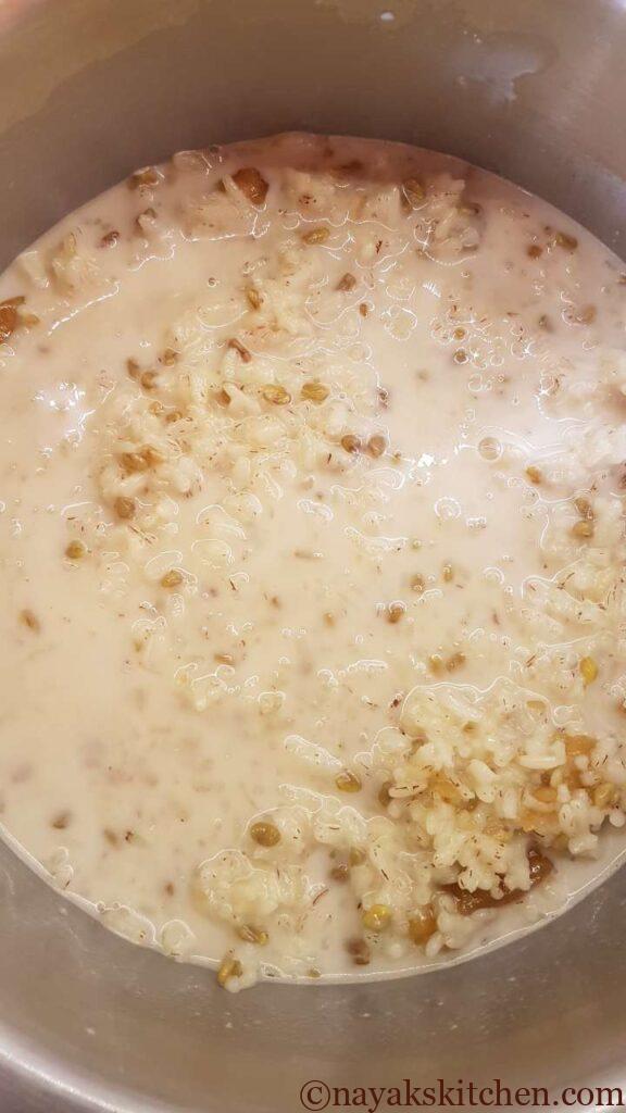 Rice-fenugreek porridge