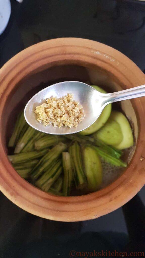 Adding salt to goan style prawn curry
